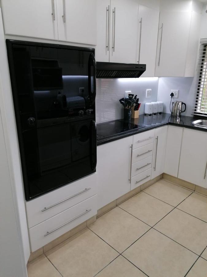 307 Bermudas - By Stay In Umhlanga Rocks Екстериор снимка